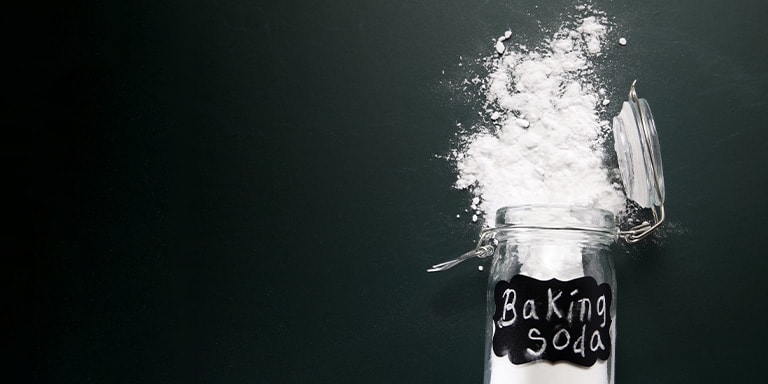 Baking Soda for black and whiteheads