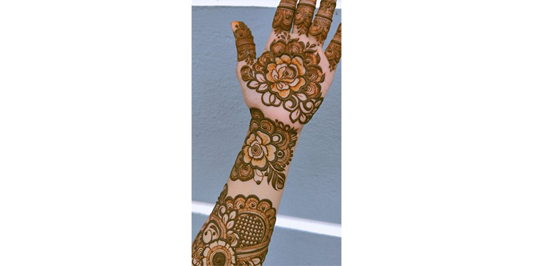 Flower Front Hand Simple Mehndi Design