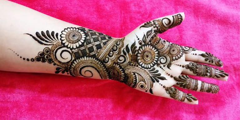 25 Elegant Full Hand Mehndi Designs for Brides-to-Be 2023-hangkhonggiare.com.vn
