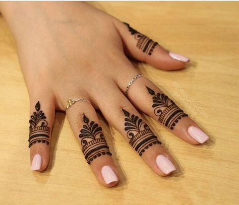 Tattoo Mehndi Design backhand 6
