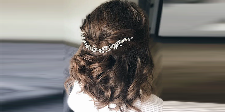 Bridal Hairstyle for Short Hair (Crow For The Queen_ Crowned Hair ) 02