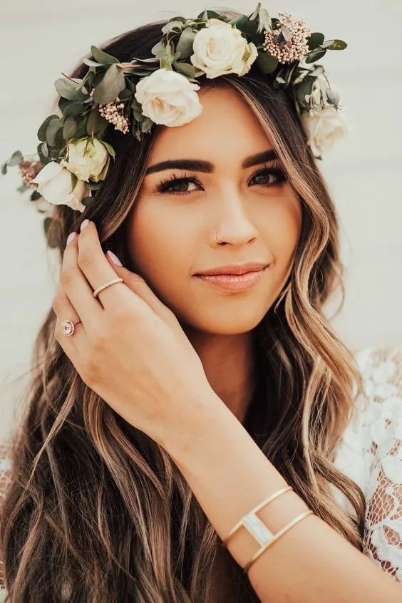 Romantic Floral Hairstyle 