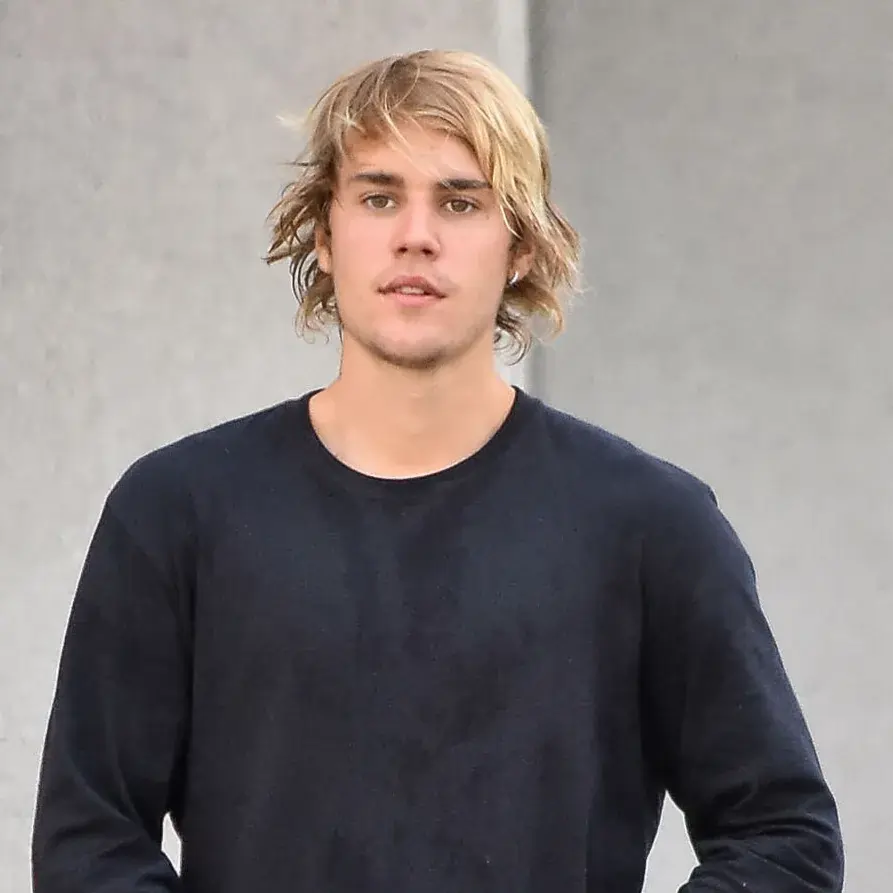Bieber-Grown-Out-Shag-Cut