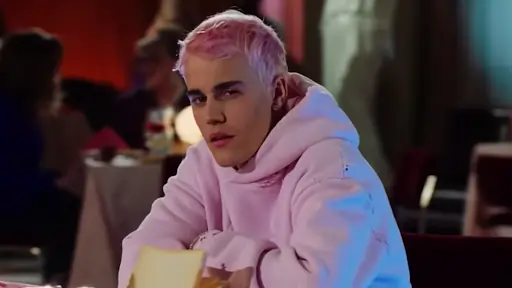Bieber-Pink-Hairstyle