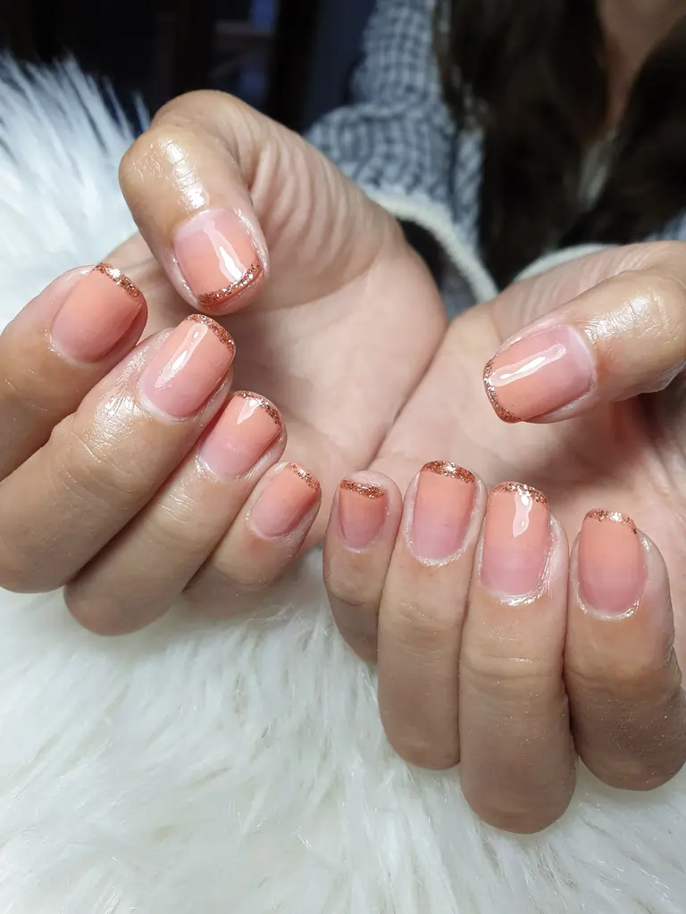 French Tip Glitter Ombré nails